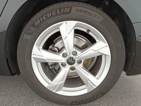 Audi A6 Avant 40 2.0 TDI sport | Thumbnail 10 von 31