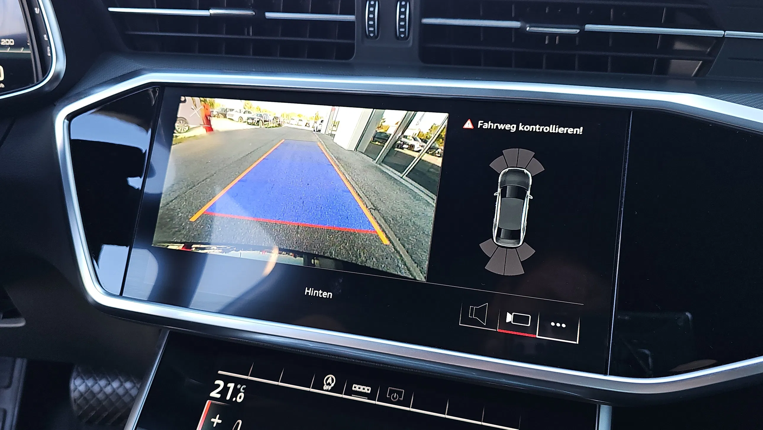 Audi A6 50 3.0 TDI quattro sport | Bild 12 von 23