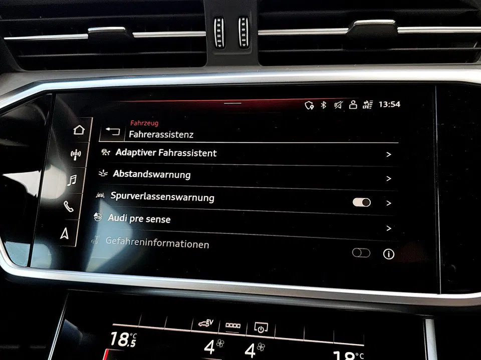 Audi A6 55 TFSI e quattro sport | Bild 18 von 23