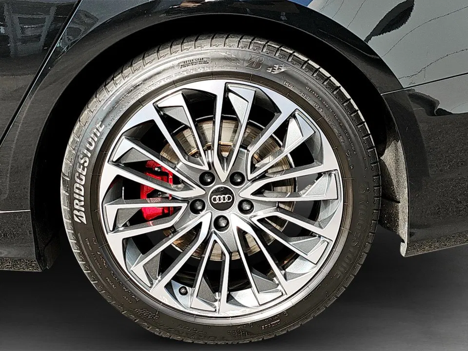 Audi A6 55 TFSI e quattro sport | Bild 6 von 23