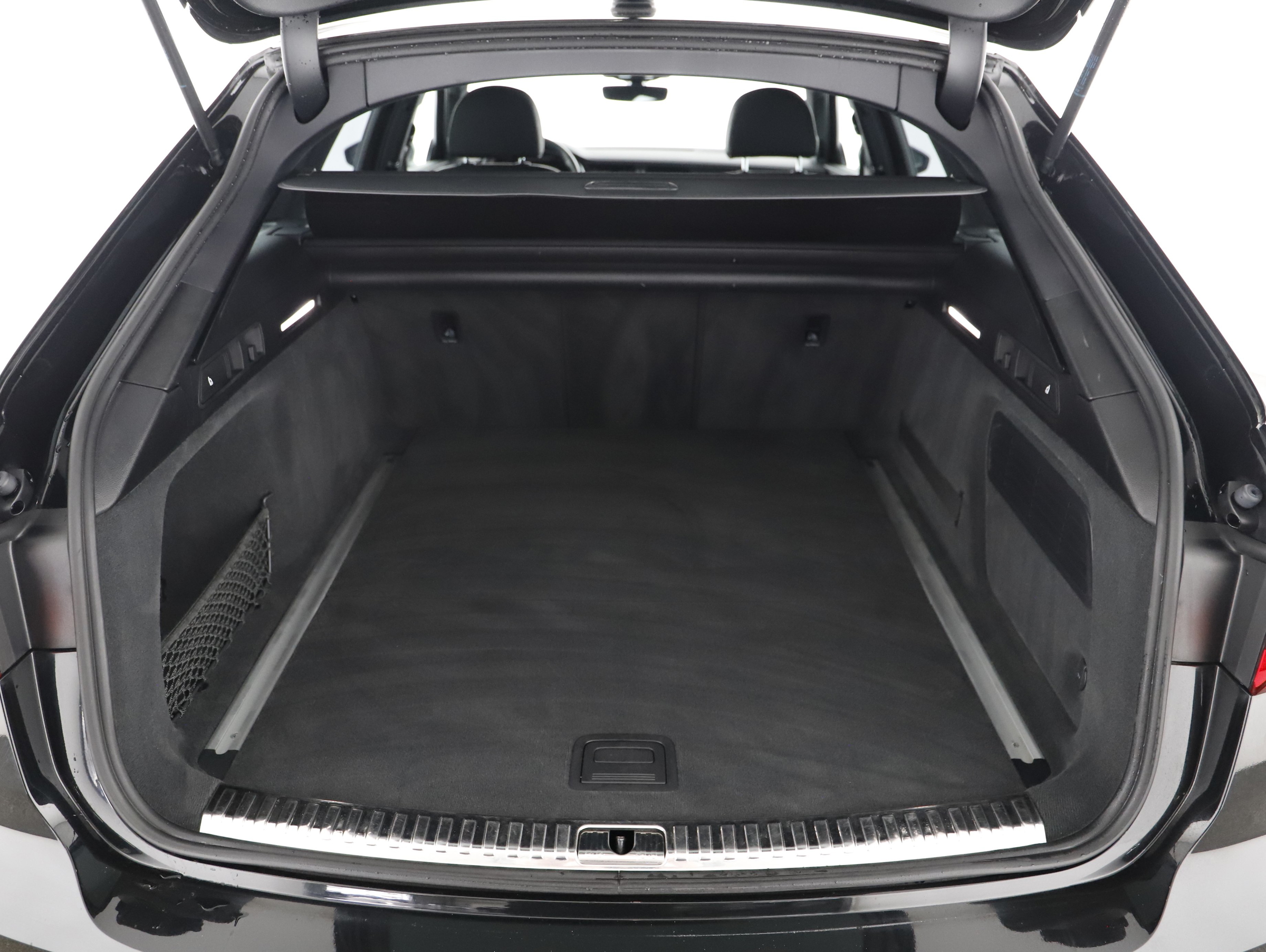 Audi A6 Avant 40 2.0 TDI quattro design | Bild 11 von 31