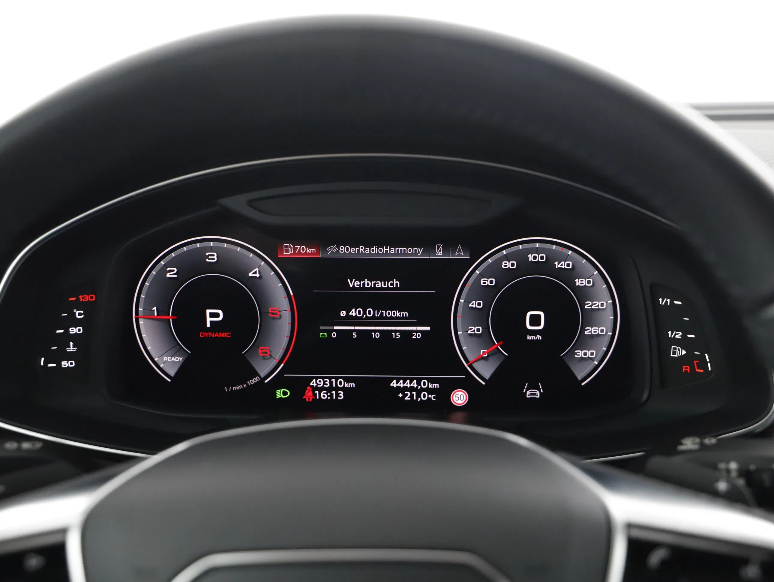 Audi A6 Avant 40 2.0 TDI quattro design | Bild 24 von 31