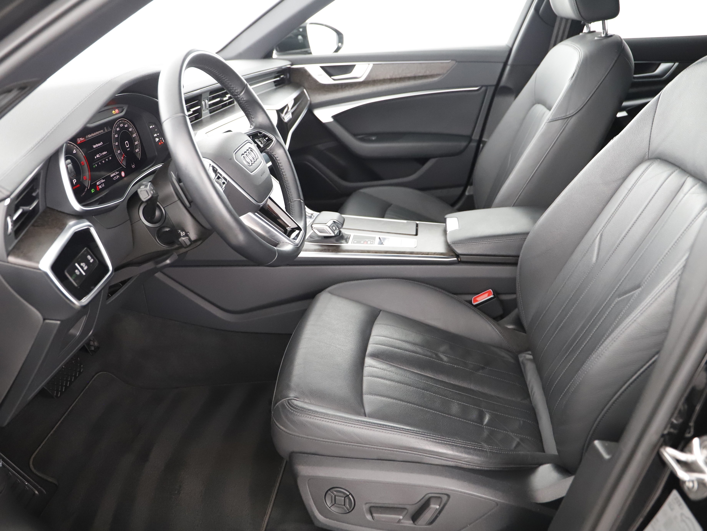 Audi A6 Avant 40 2.0 TDI quattro design | Bild 4 von 31