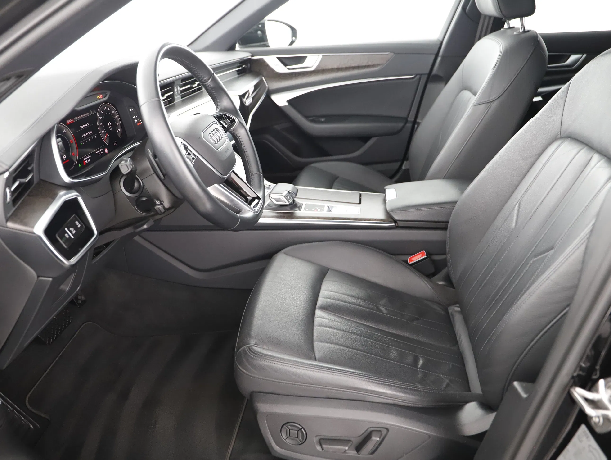 Audi A6 Avant 40 2.0 TDI quattro design | Bild 4 von 31