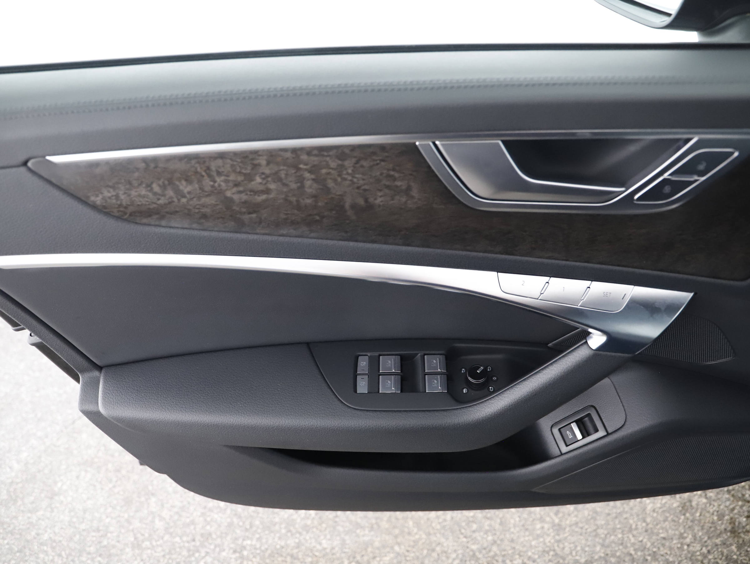 Audi A6 Avant 40 2.0 TDI quattro design | Bild 5 von 31