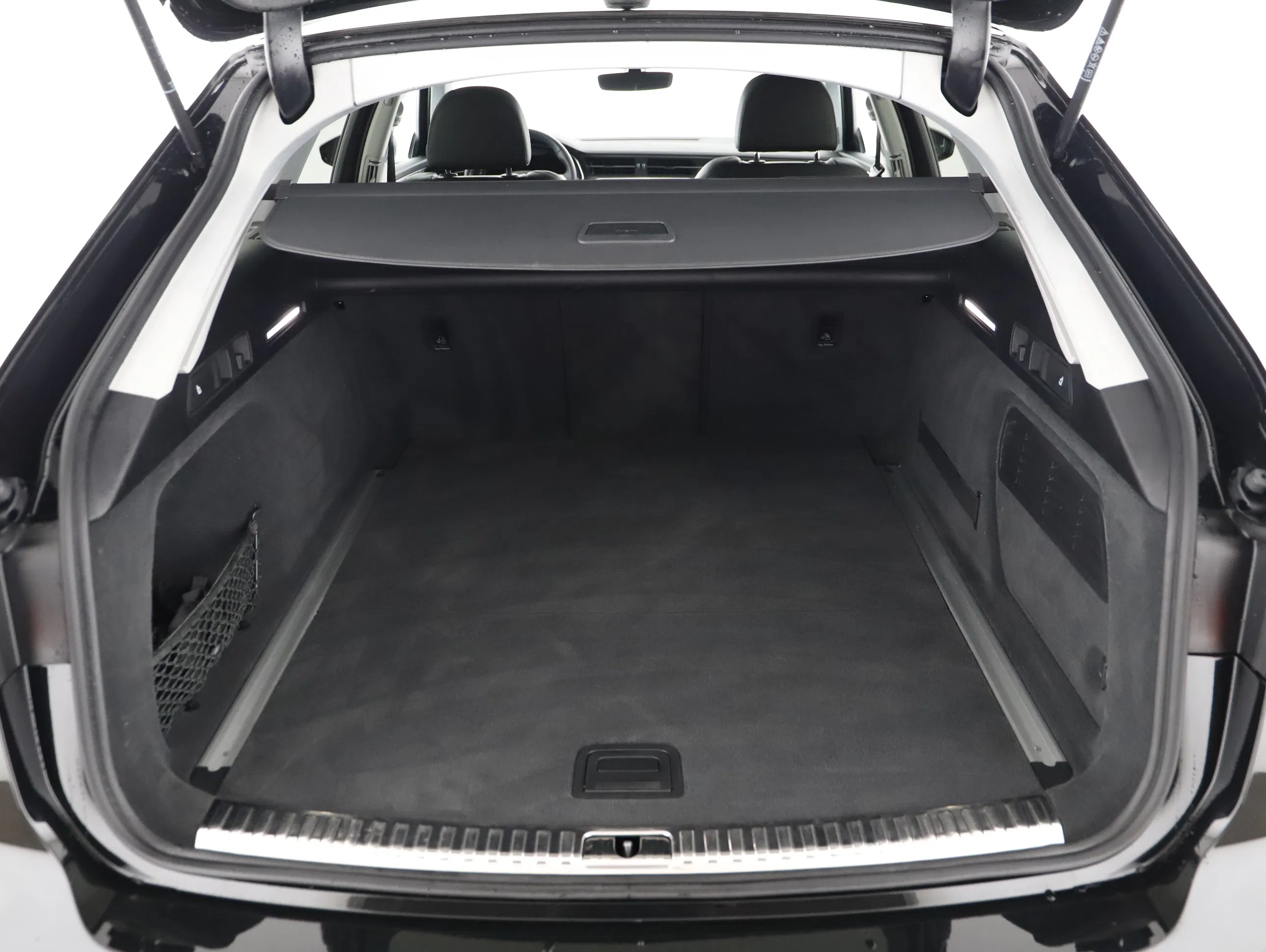 Audi A6 Avant 40 2.0 TDI quattro sport | Bild 17 von 23