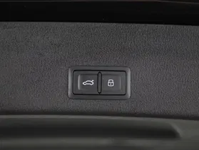 Audi A6 Avant 40 2.0 TDI quattro sport | Thumbnail 18 von 23