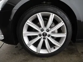 Audi A6 Avant 40 2.0 TDI quattro sport | Thumbnail 22 von 23