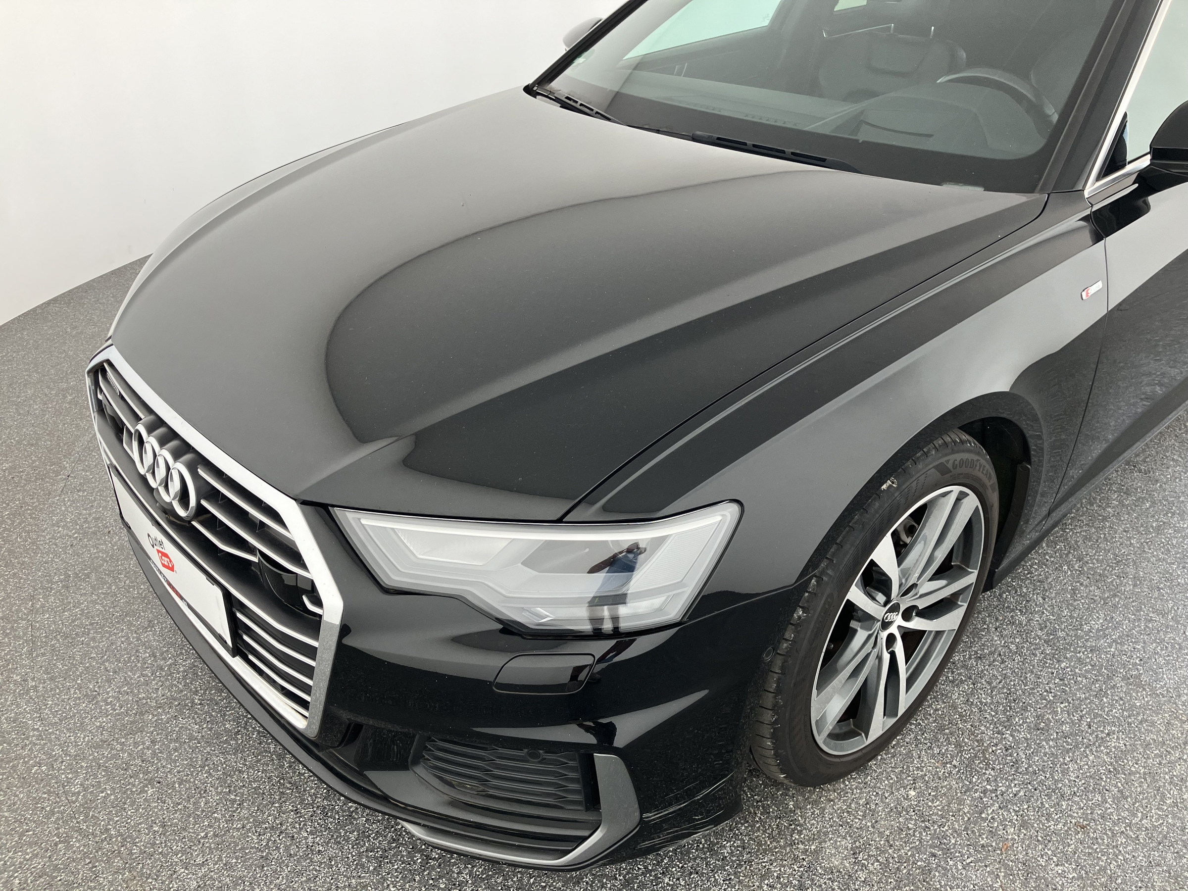 Audi A6 Avant 40 2.0 TDI quattro sport | Bild 20 von 31