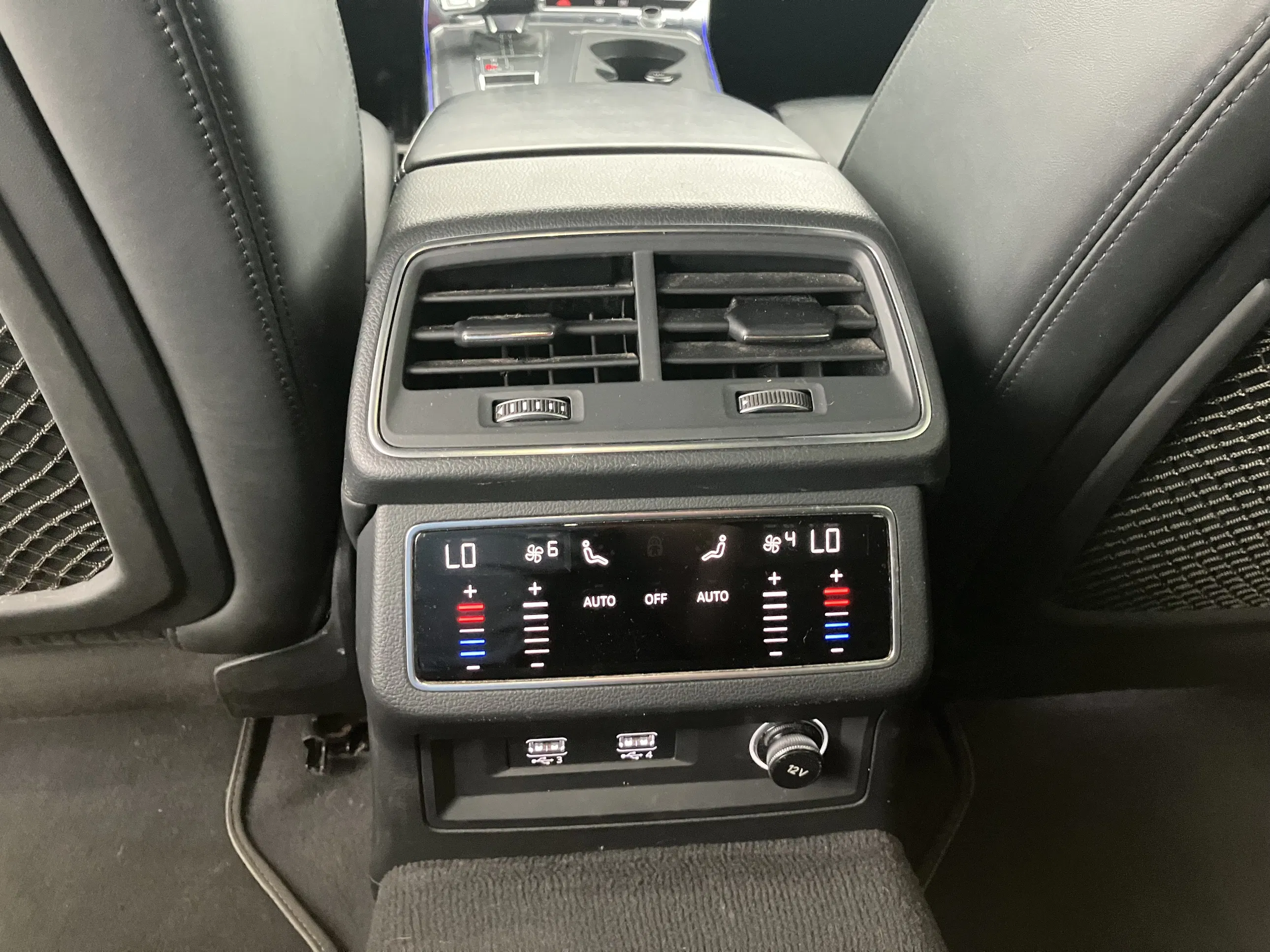 Audi A6 Avant 40 2.0 TDI quattro sport | Bild 23 von 31