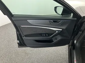 Audi A6 Avant 40 2.0 TDI quattro sport | Thumbnail 4 von 31