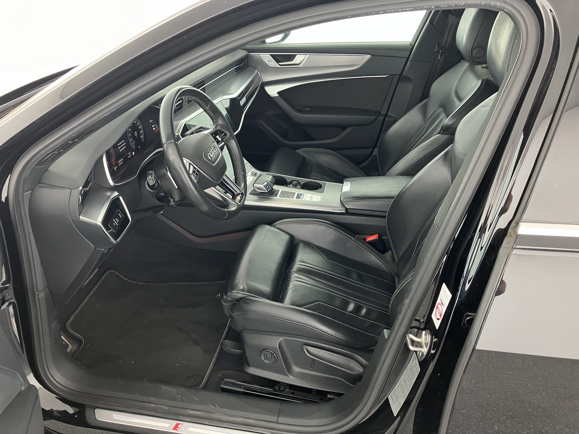 Audi A6 Avant 40 2.0 TDI quattro sport | Bild 5 von 31