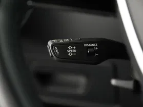 Audi A6 Avant 40 2.0 TDI quattro design | Thumbnail 16 von 23