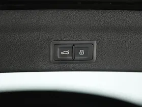 Audi A6 Avant 40 2.0 TDI quattro design | Thumbnail 21 von 23
