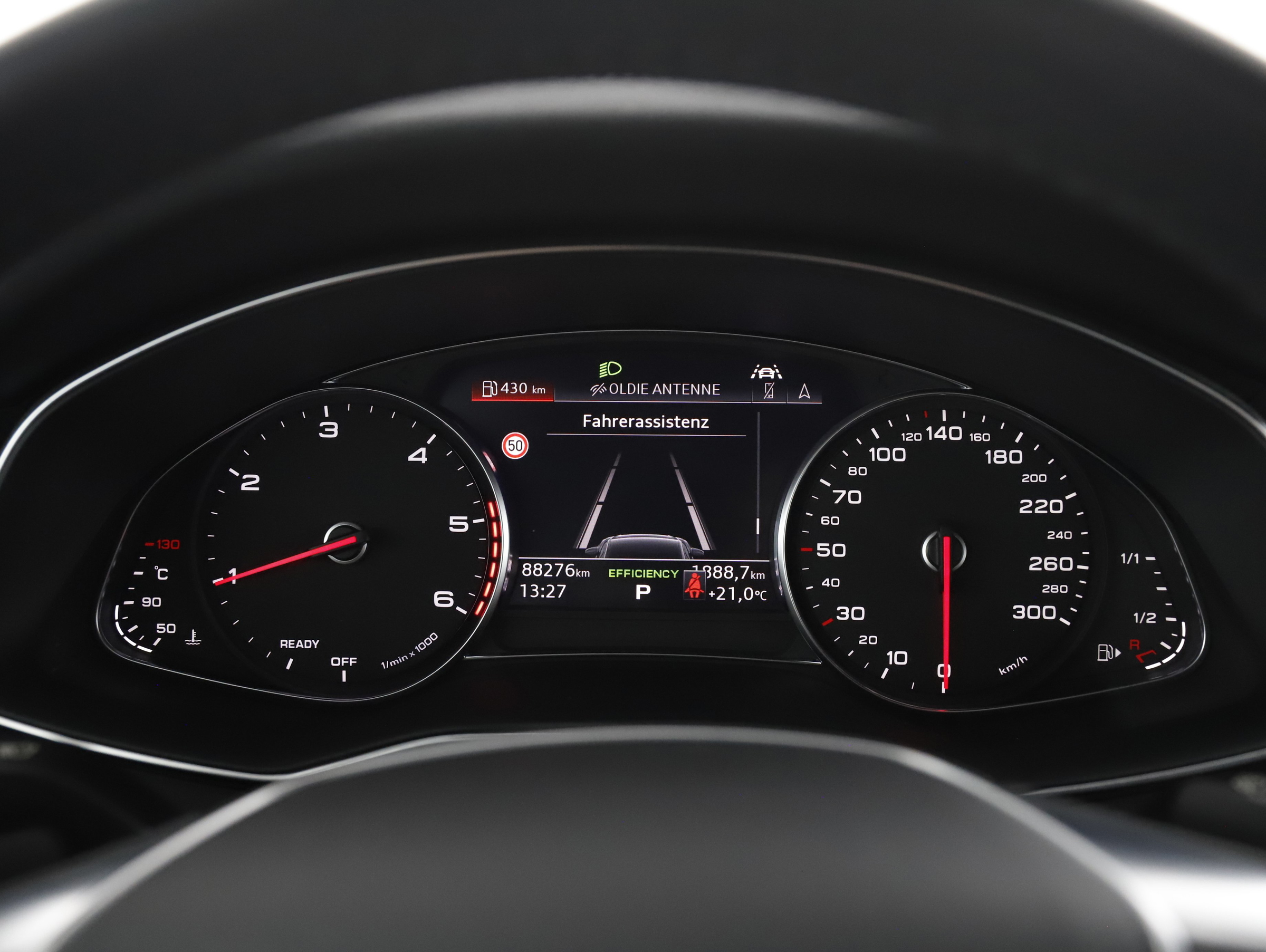 Audi A6 Avant 40 2.0 TDI quattro design | Bild 11 von 26