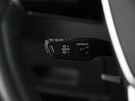 Audi A6 Avant 40 2.0 TDI quattro design | Thumbnail 13 von 26