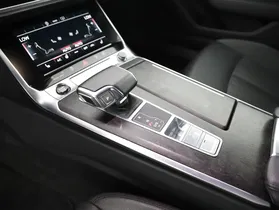 Audi A6 Avant 40 2.0 TDI quattro design | Thumbnail 19 von 26