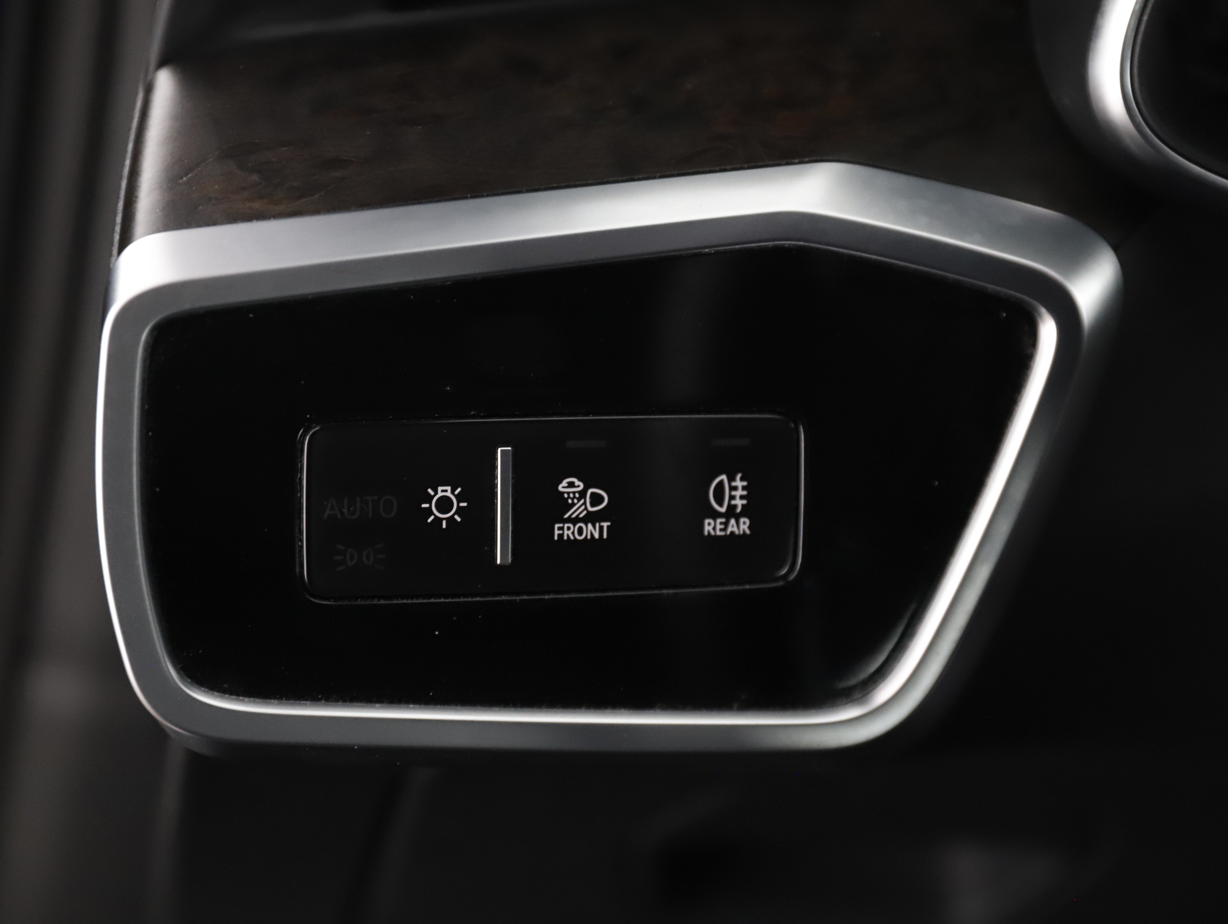 Audi A6 Avant 40 2.0 TDI quattro design | Bild 7 von 26