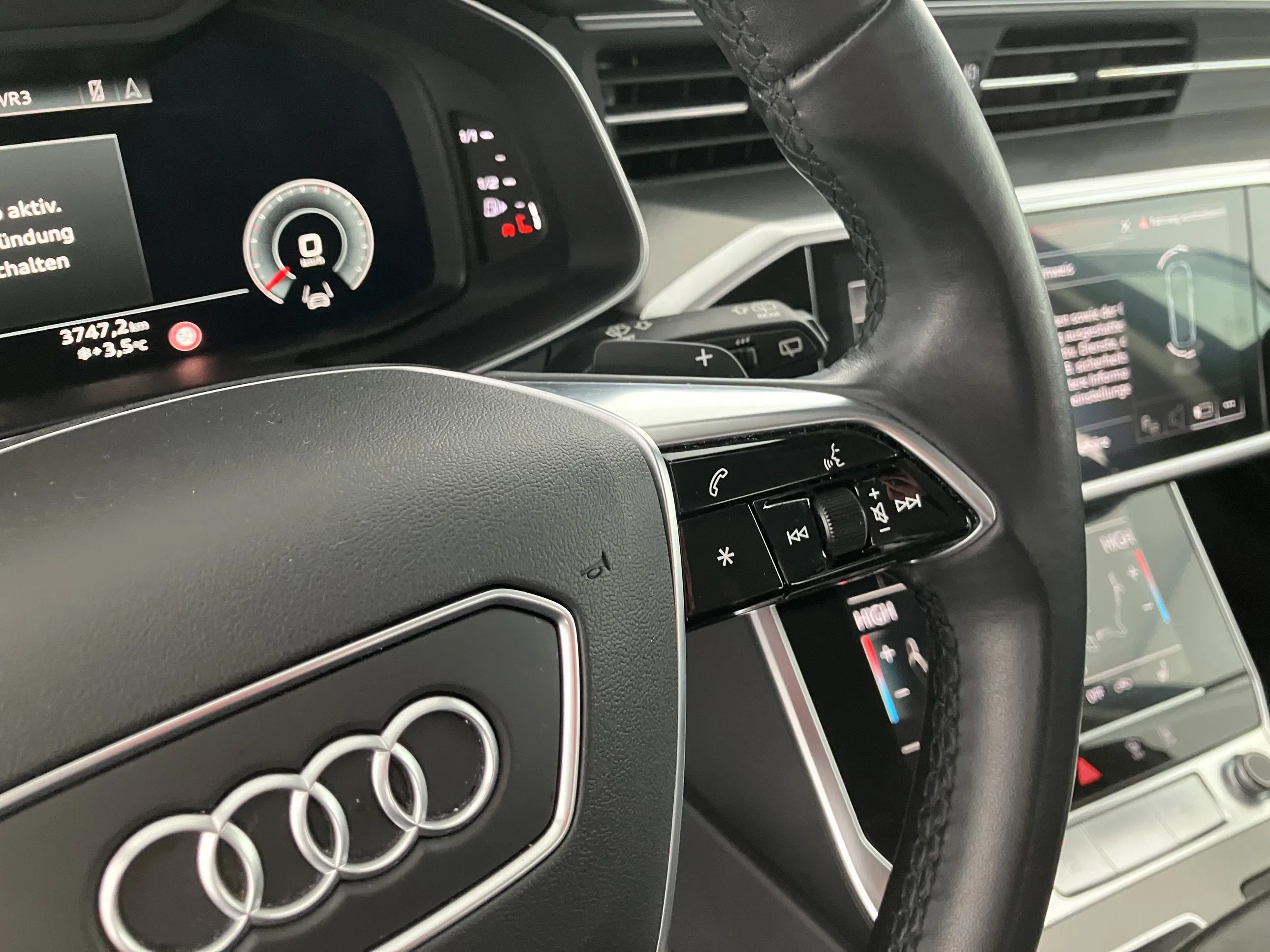 Audi A6 Avant 35 2.0 TDI sport | Bild 11 von 25