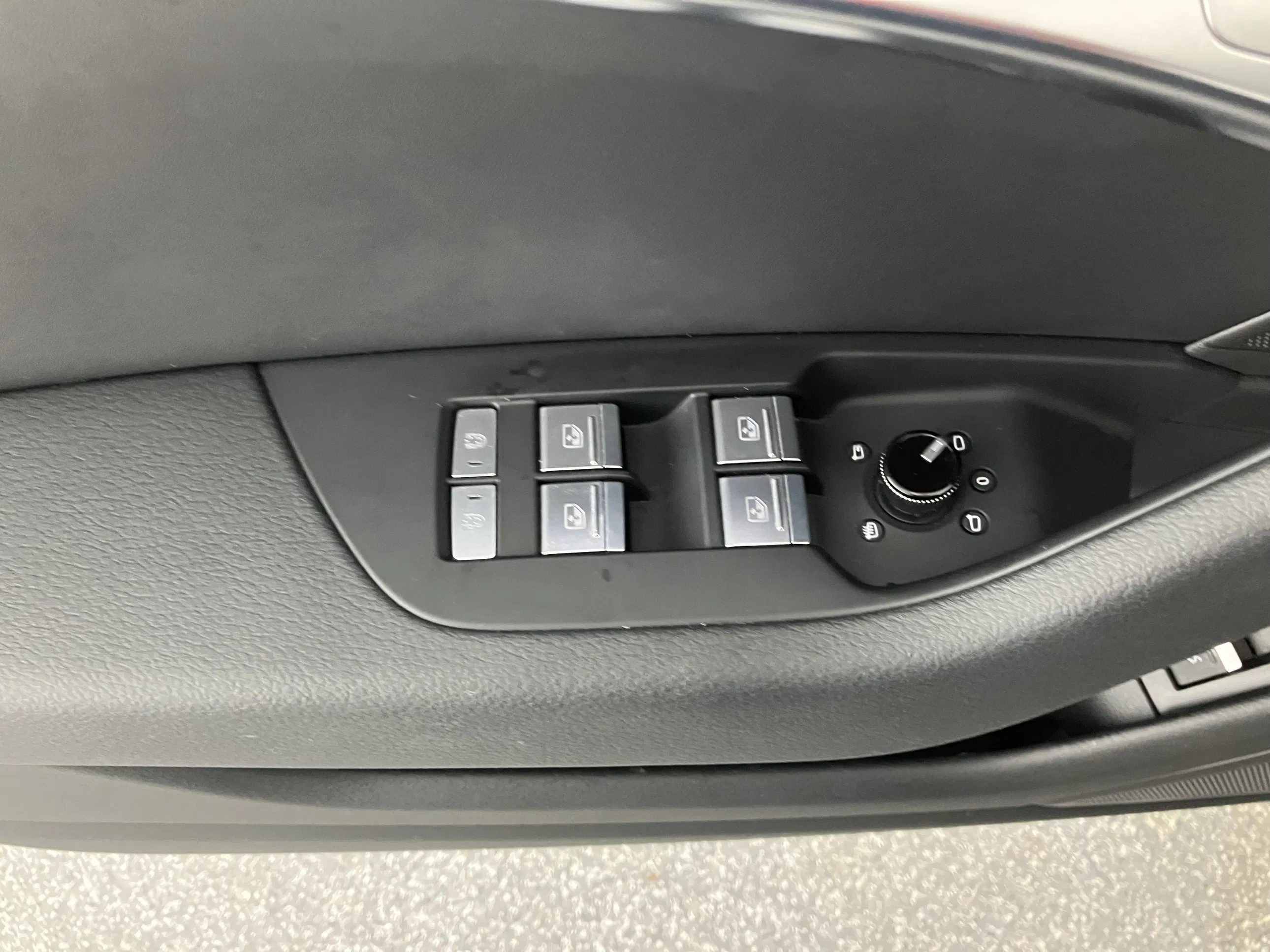 Audi A6 Avant 35 2.0 TDI sport | Bild 5 von 25