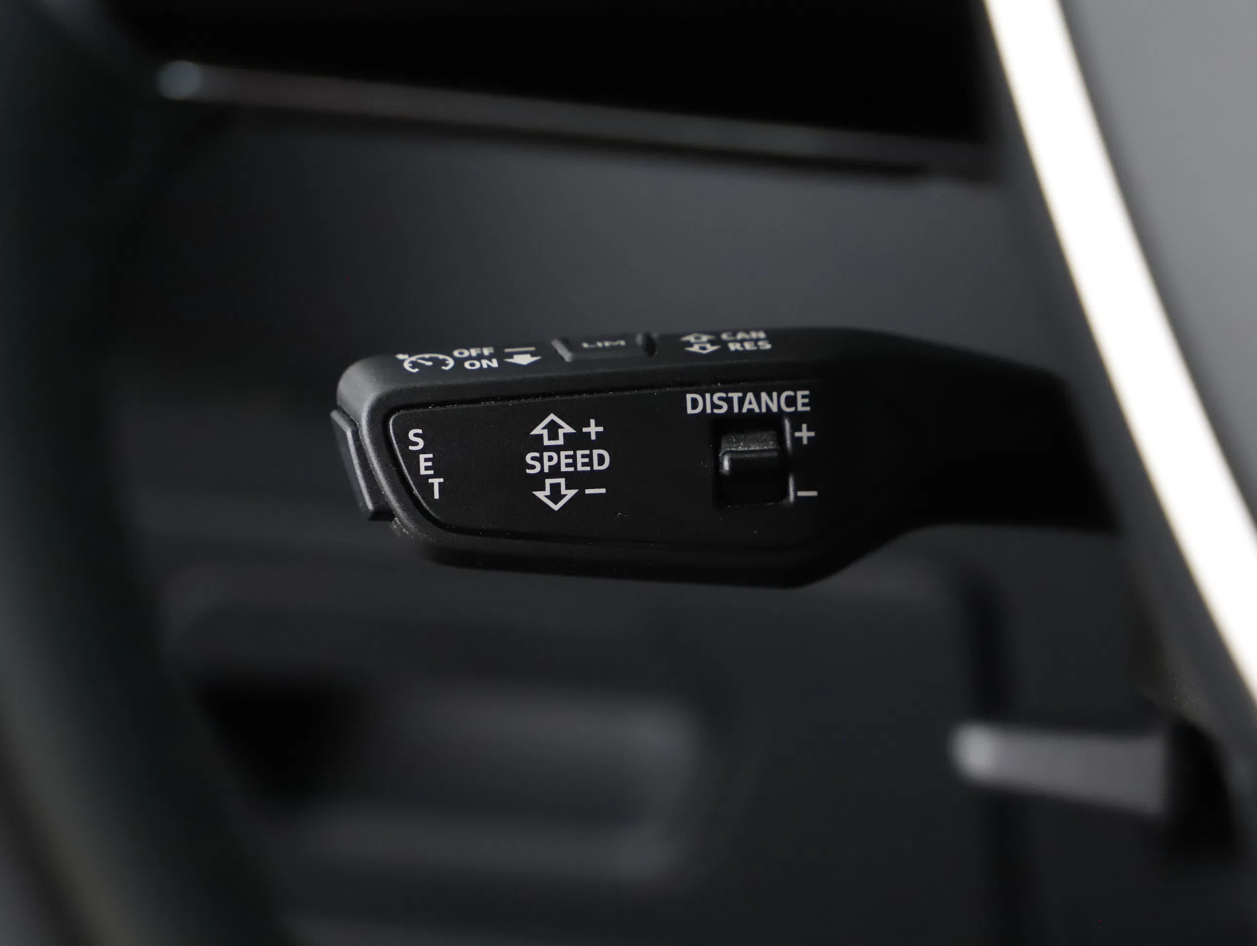 Audi A6 40 TDI design Aut. | Bild 7 von 23