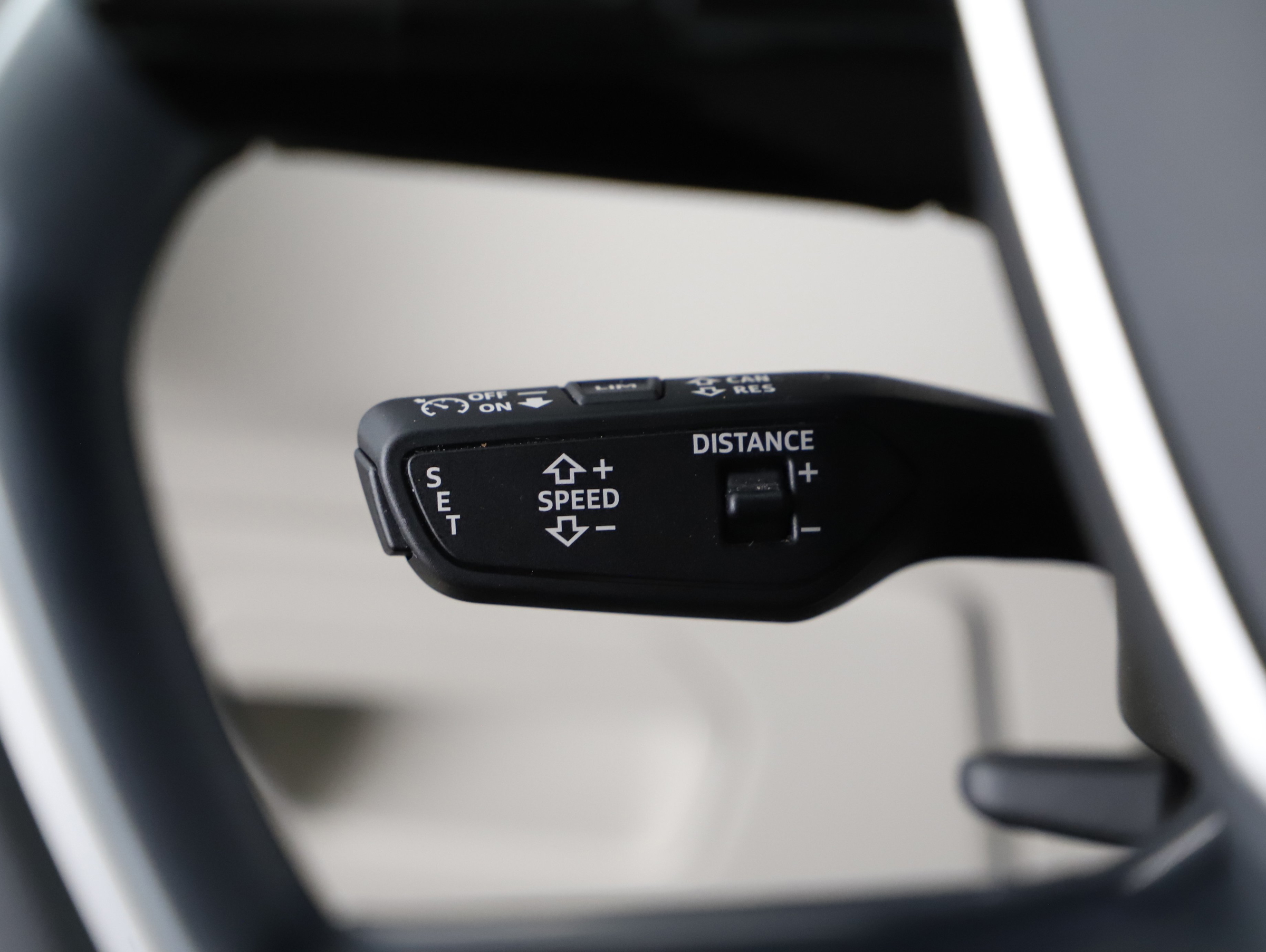 Audi A6 Avant 35 2.0 TDI | Bild 13 von 25