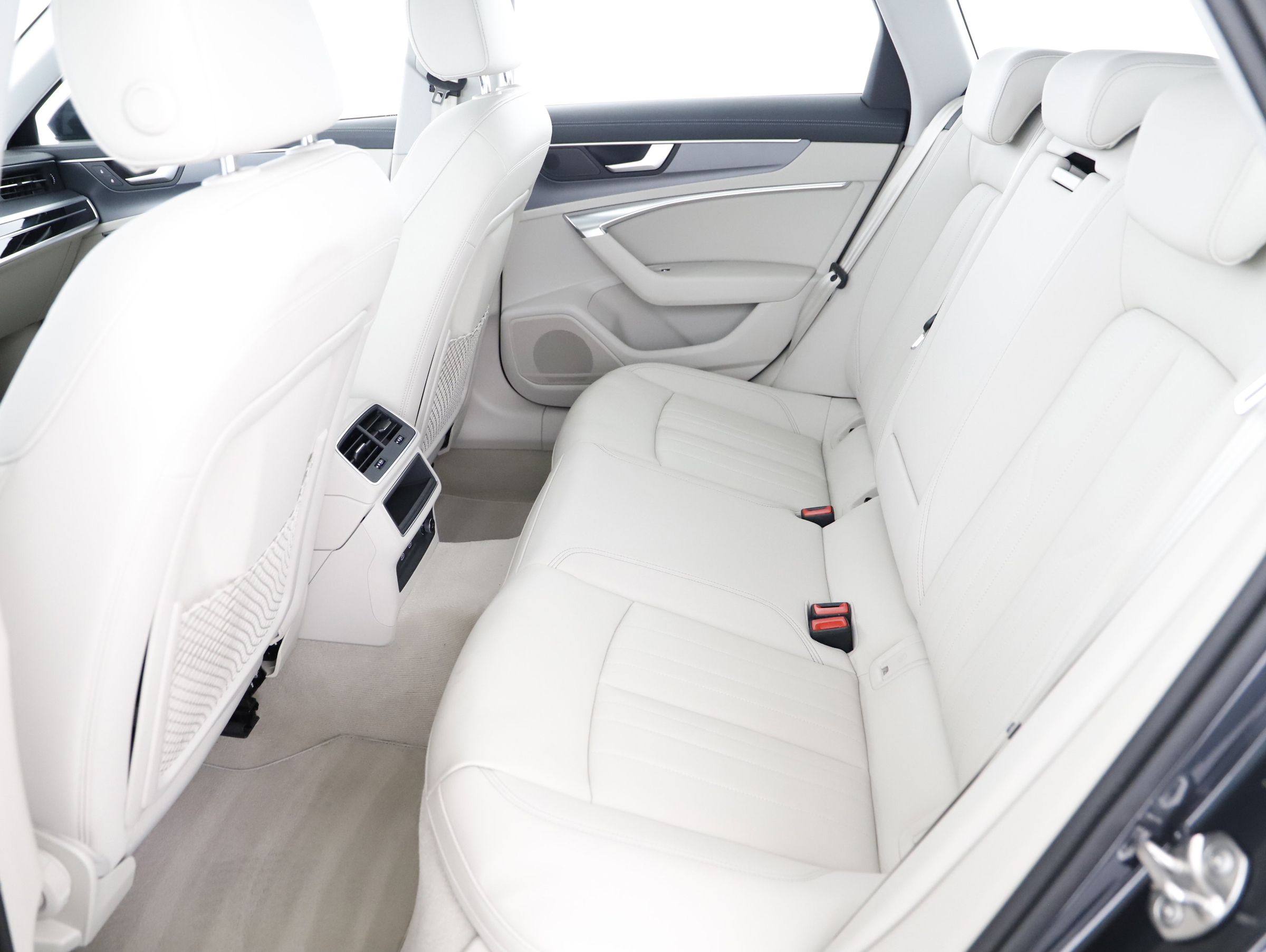 Audi A6 Avant 35 2.0 TDI | Bild 2 von 25