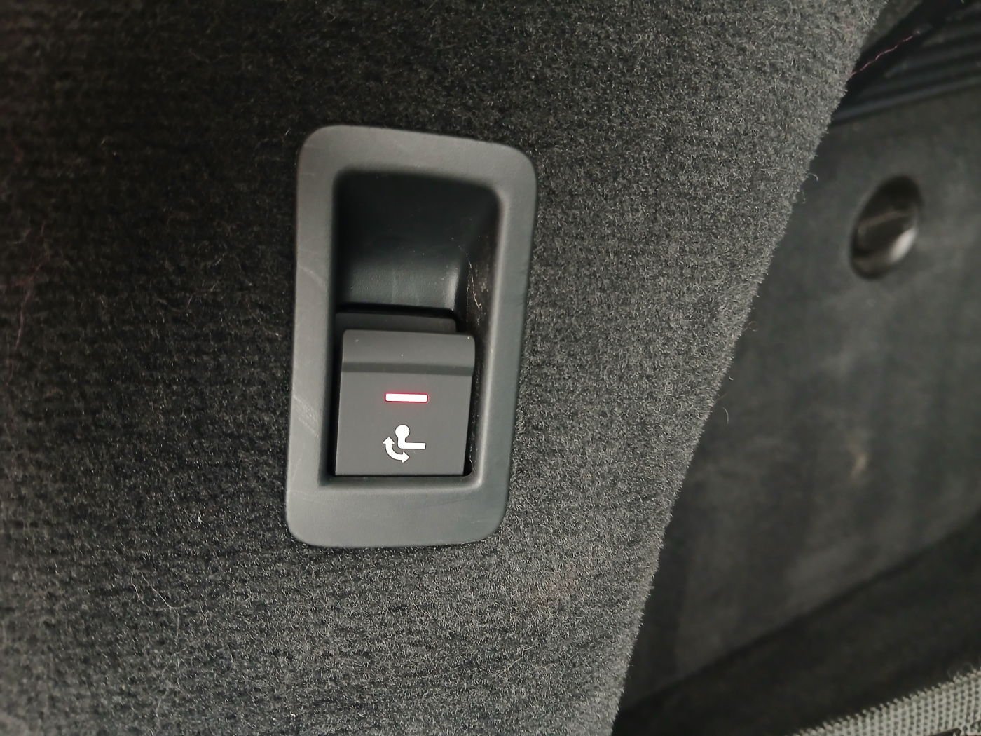 Audi A6 Avant 35 2.0 TDI sport | Bild 11 von 26