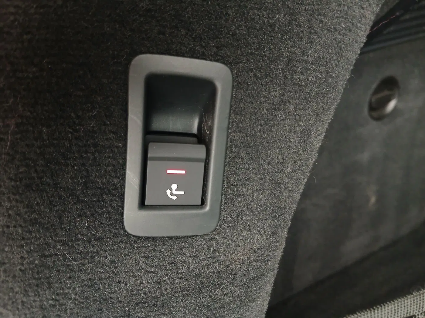 Audi A6 Avant 35 2.0 TDI sport | Bild 11 von 26