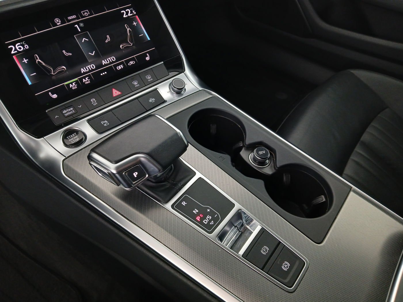 Audi A6 Avant 35 2.0 TDI sport | Bild 17 von 26