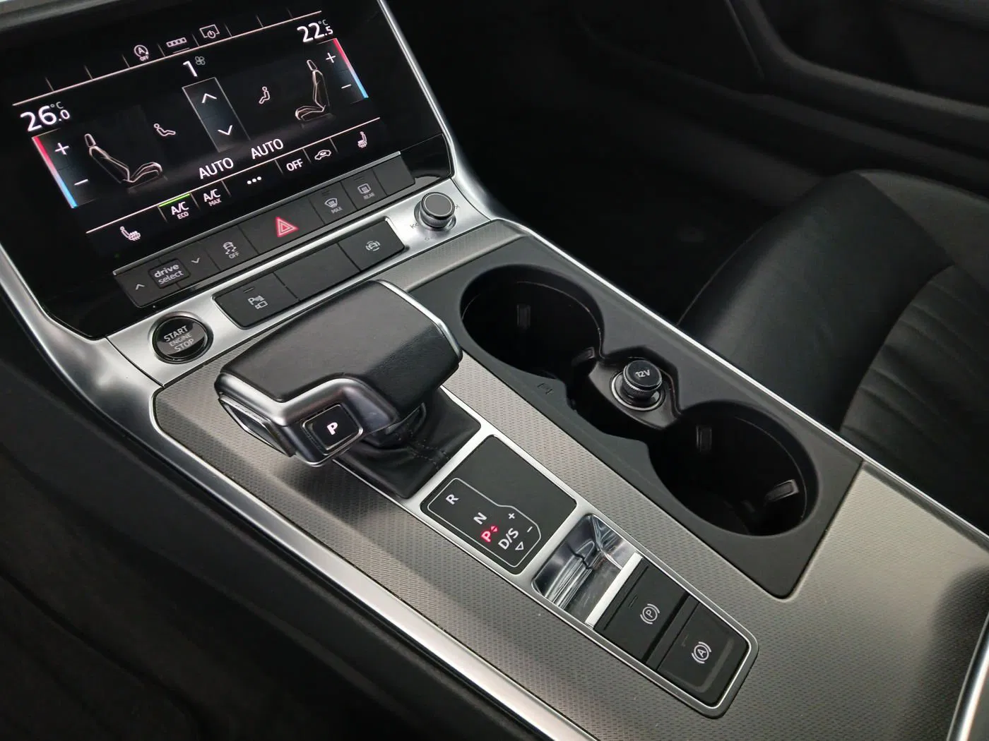 Audi A6 Avant 35 2.0 TDI sport | Bild 17 von 26