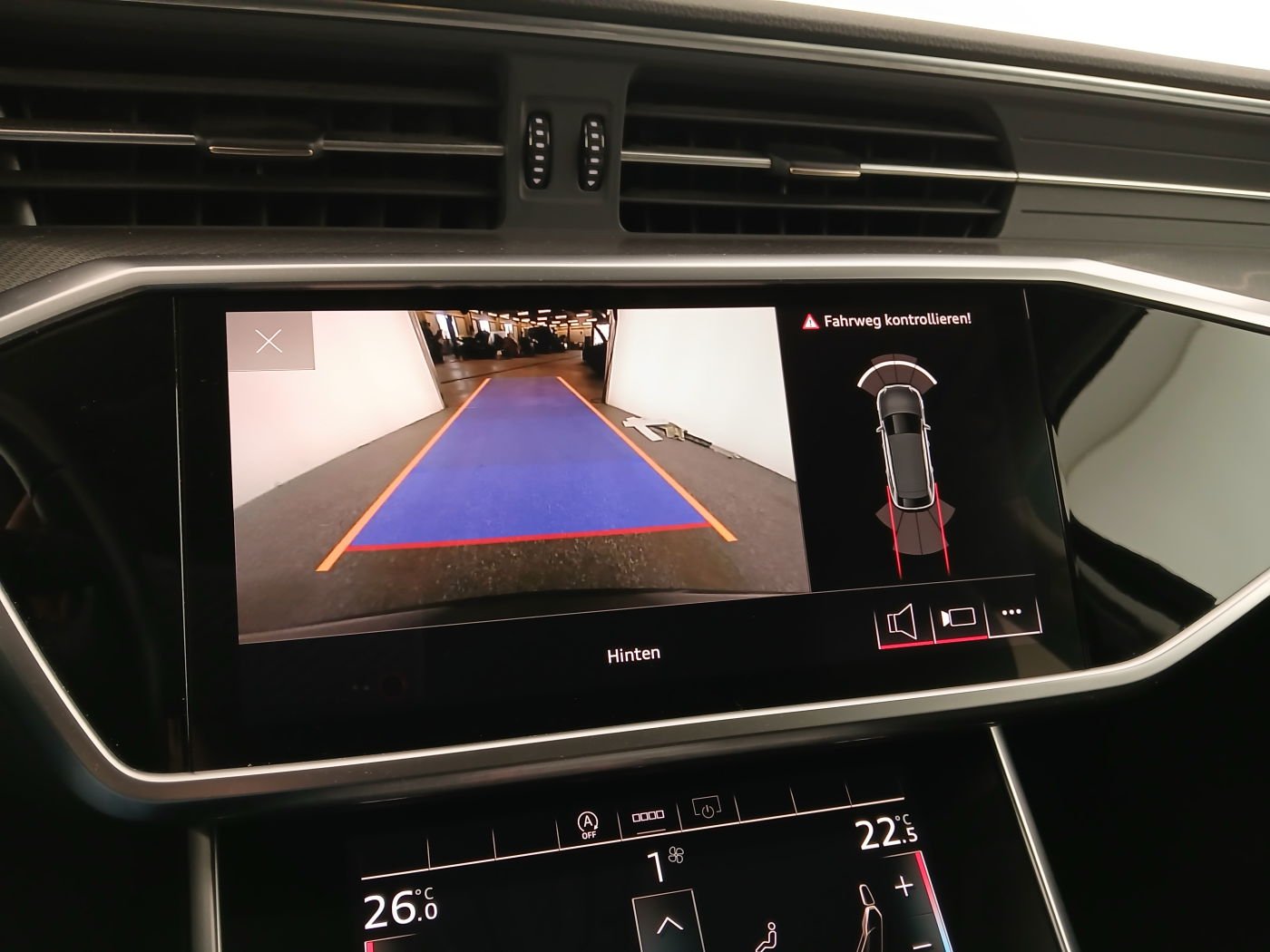 Audi A6 Avant 35 2.0 TDI sport | Bild 24 von 26