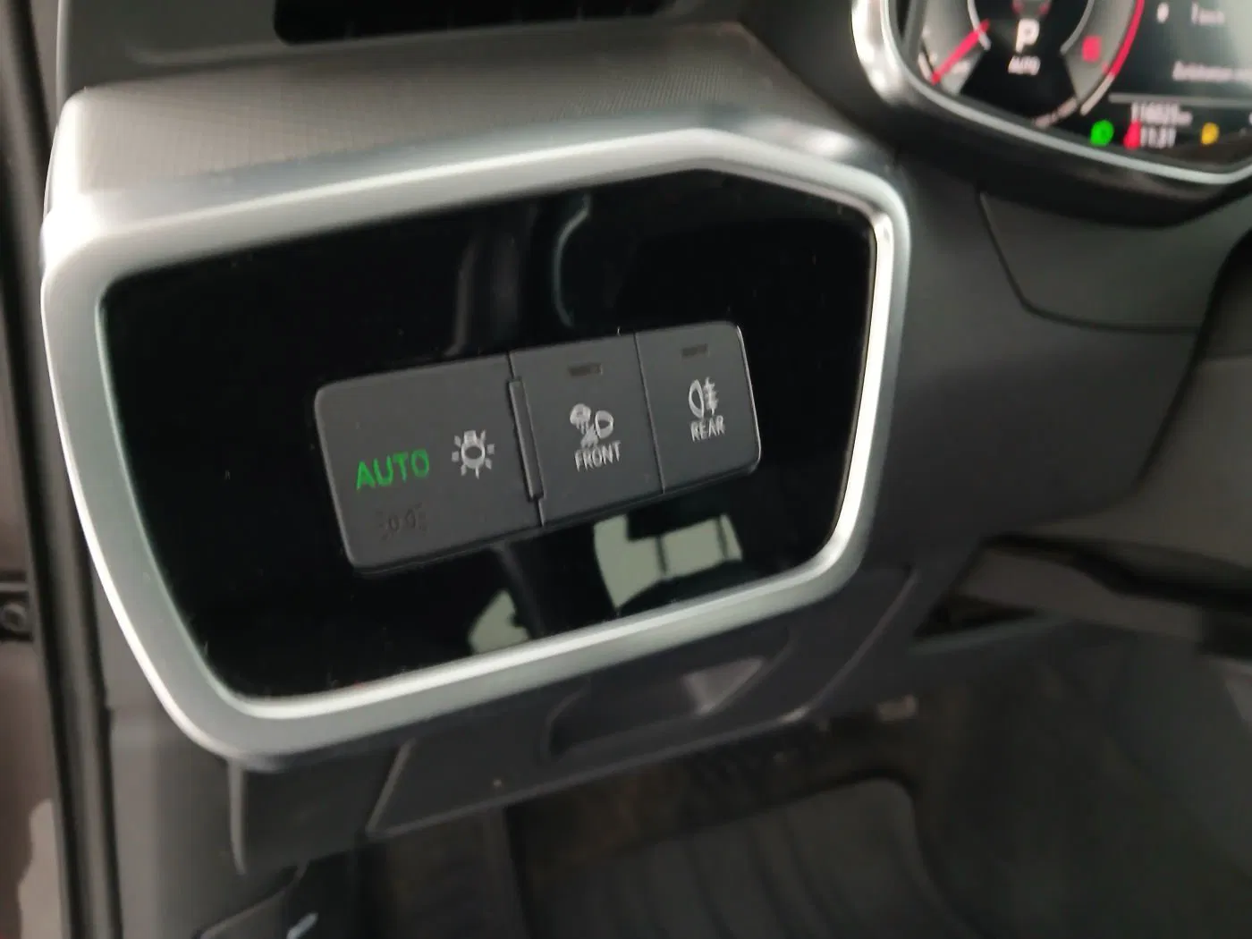 Audi A6 Avant 35 2.0 TDI sport | Bild 8 von 26