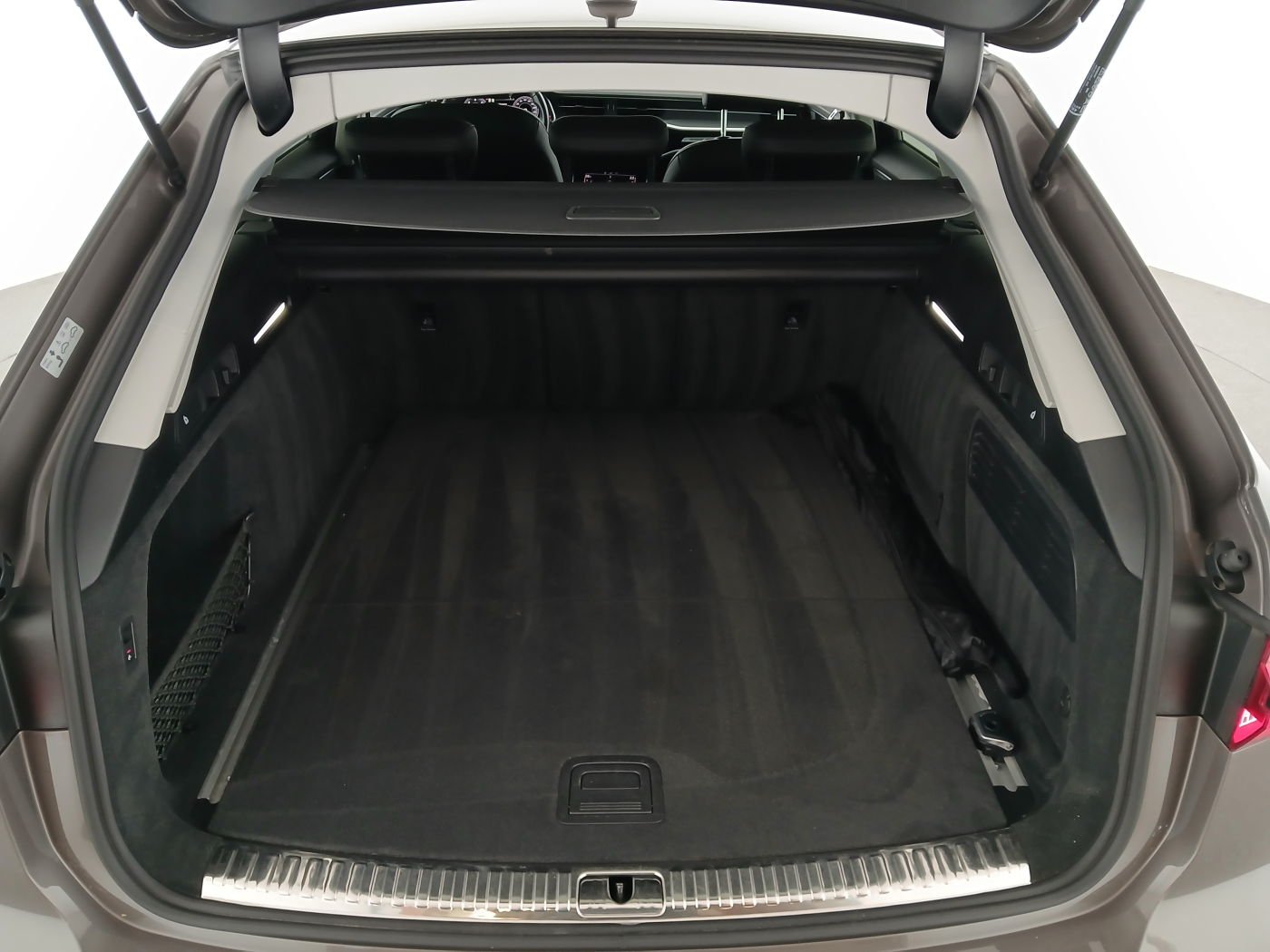 Audi A6 Avant 35 2.0 TDI sport | Bild 10 von 26