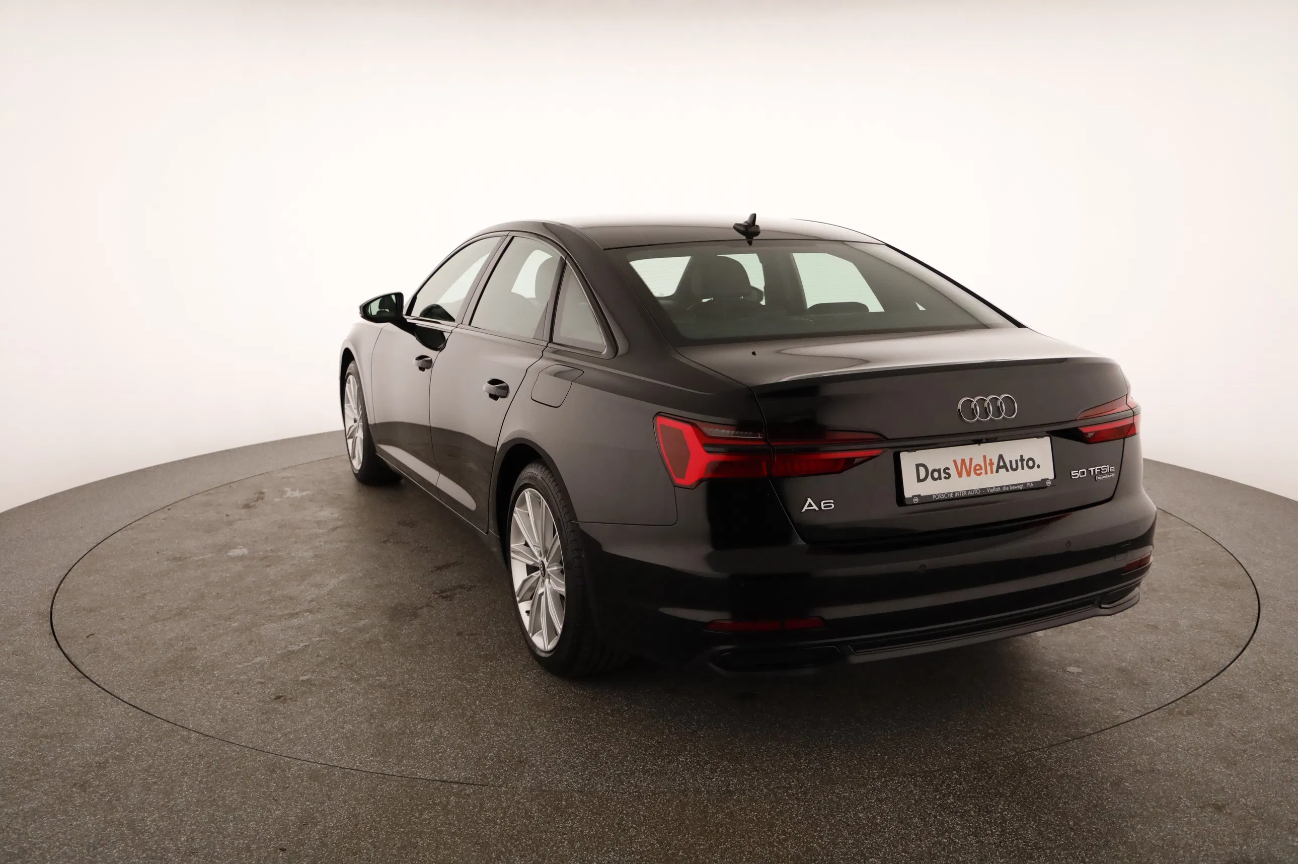 Audi A6 50 2.0 TFSI e quattro design | Bild 12 von 31