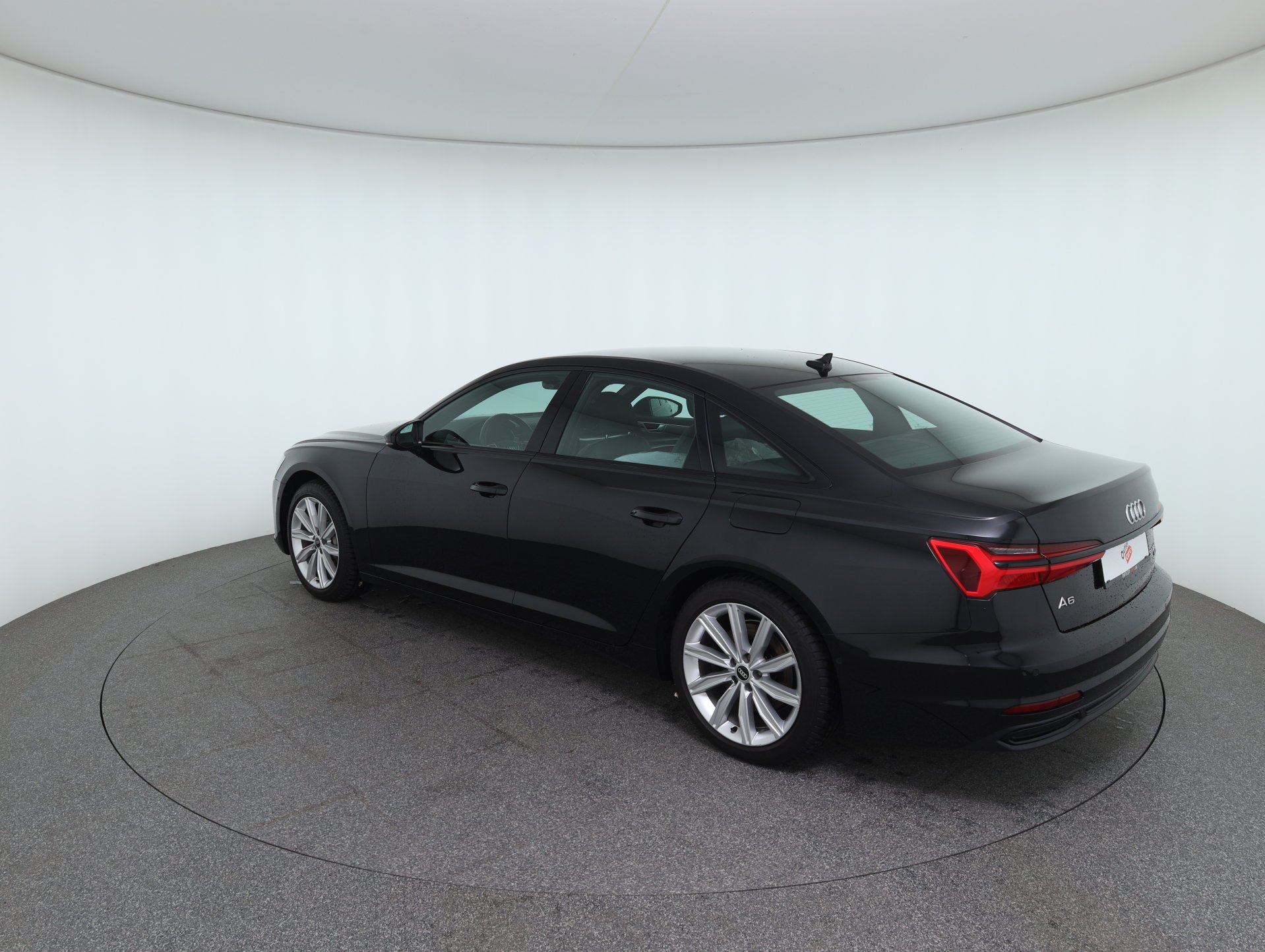 Audi A6 50 2.0 TFSI e quattro design | Bild 8 von 31