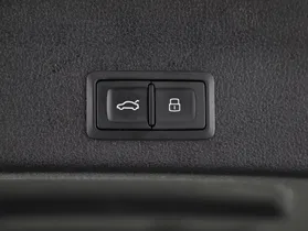 Audi A6 Avant 40 2.0 TDI design | Thumbnail 18 von 23