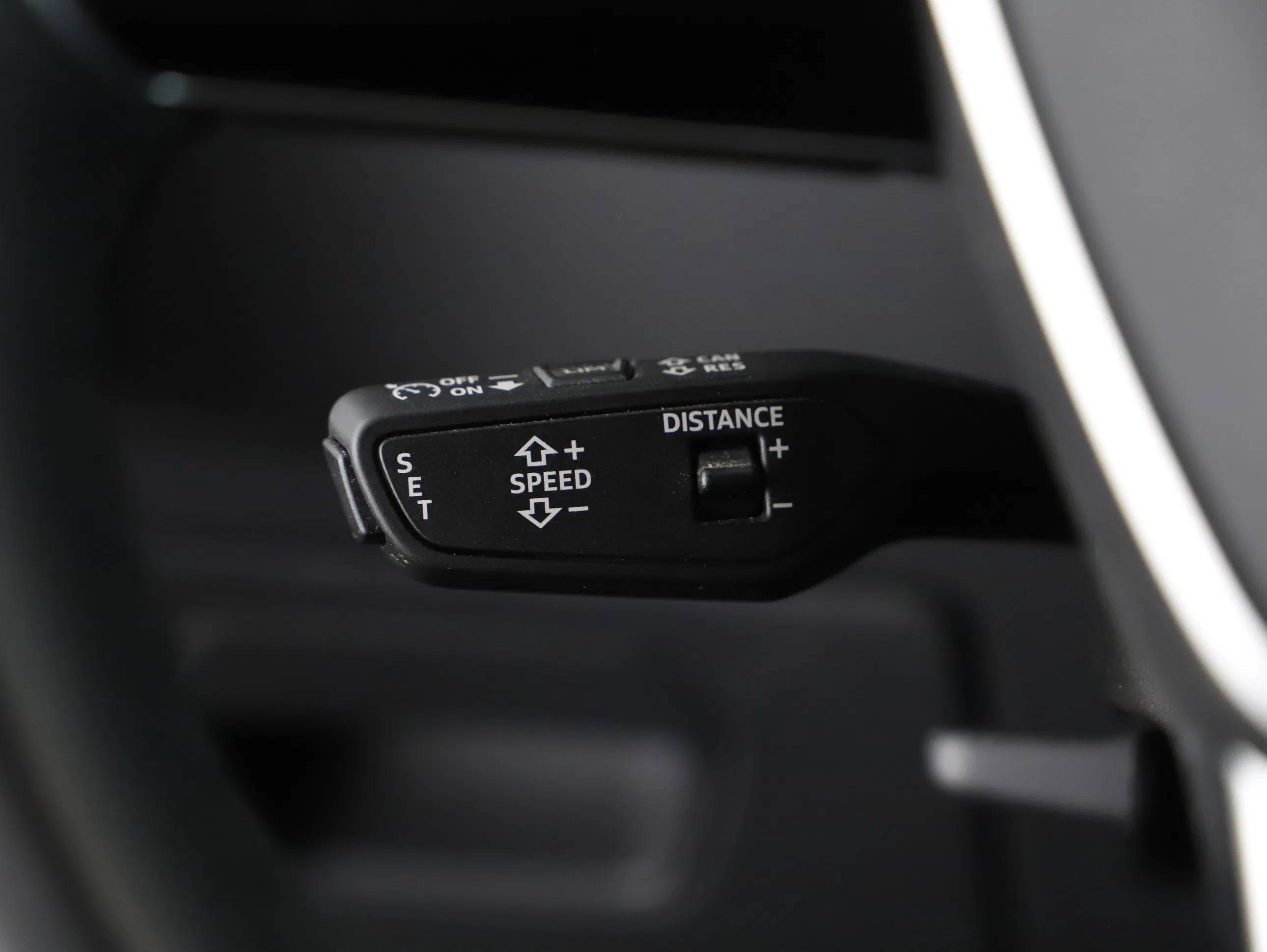 Audi A6 Avant 35 2.0 TDI design | Bild 6 von 22
