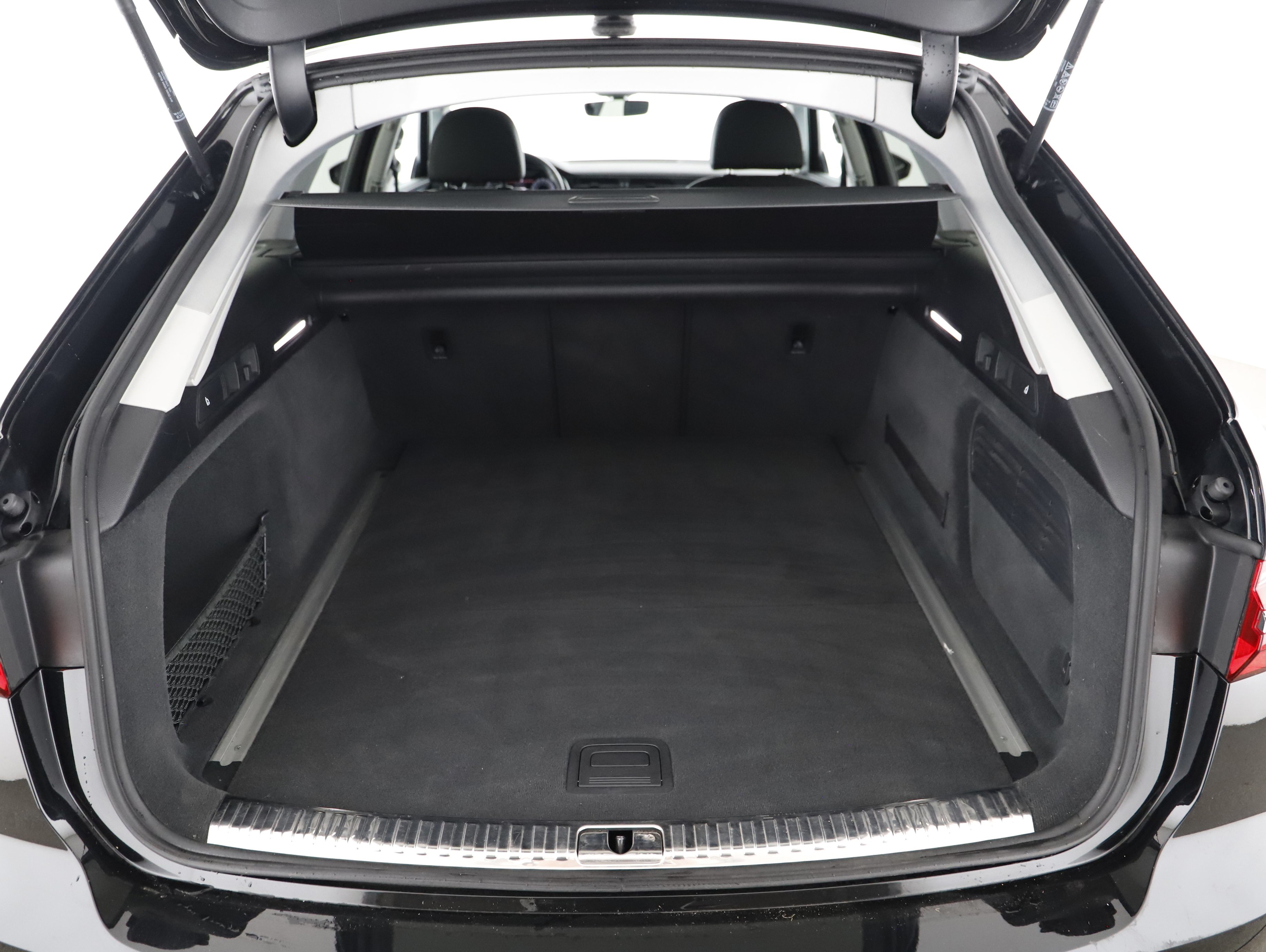 Audi A6 Avant 35 2.0 TDI design | Bild 19 von 22