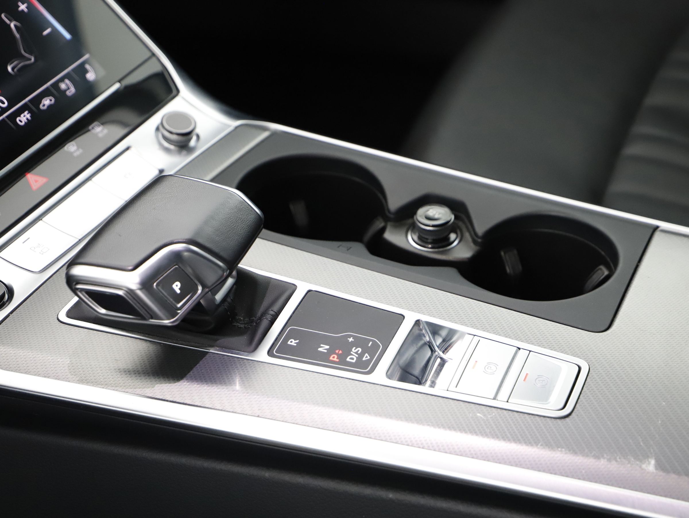 Audi A6 Avant 35 2.0 TDI design | Bild 13 von 22