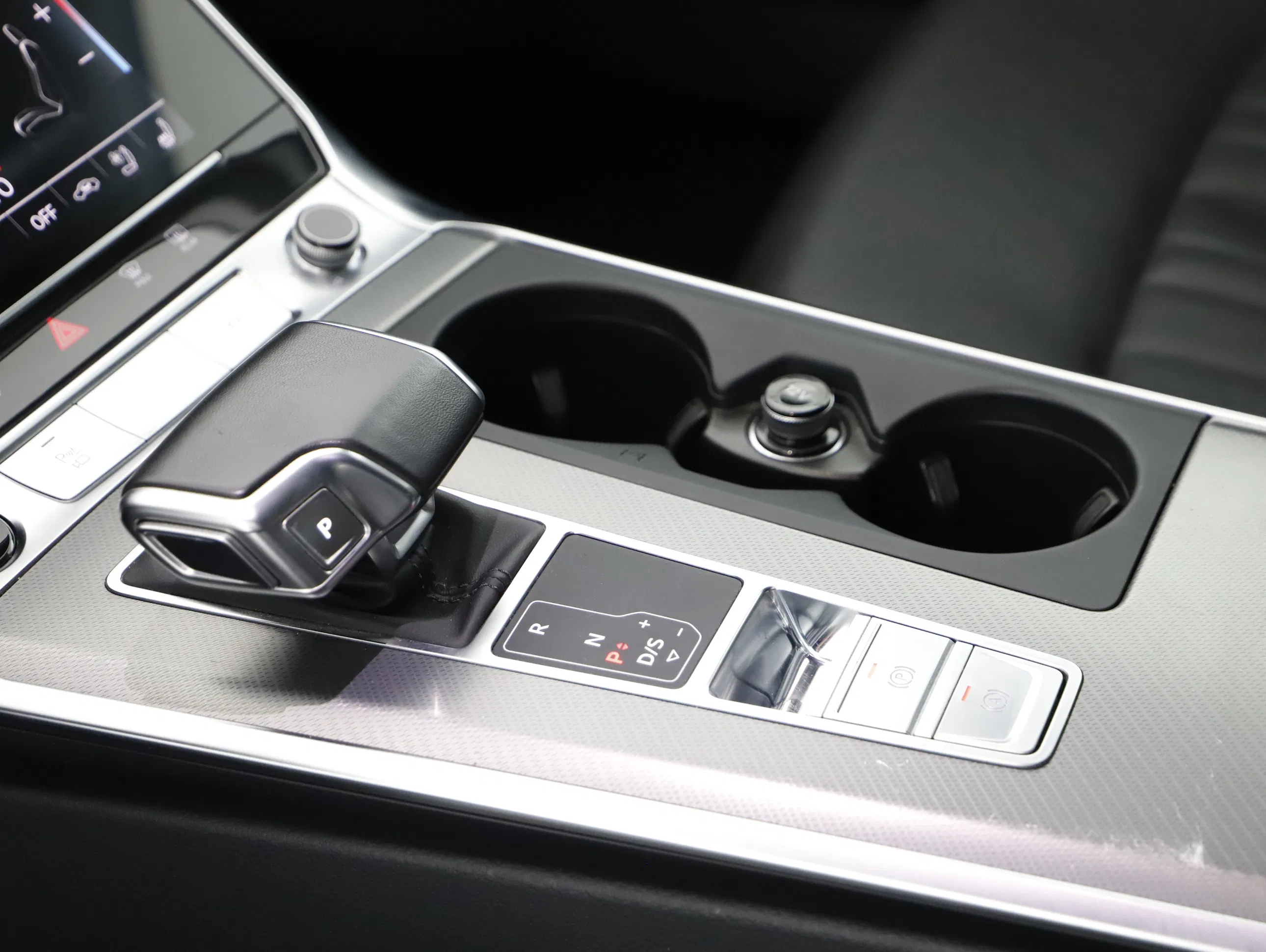 Audi A6 Avant 35 2.0 TDI design | Bild 13 von 22