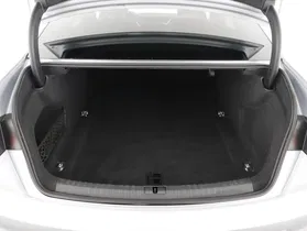 Audi A6 40 2.0 TDI quattro sport | Thumbnail 25 von 27
