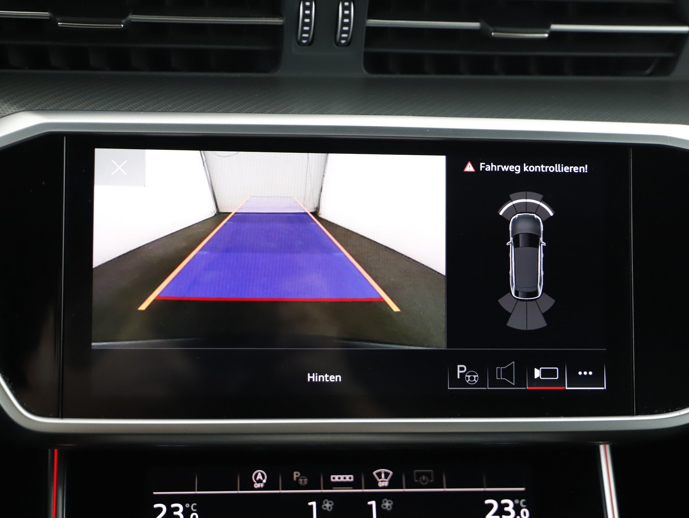 Audi A6 Avant 40 2.0 TDI quattro design | Bild 9 von 23