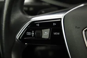 Audi A6 Avant 45 3.0 TDI quattro sport | Thumbnail 12 von 31