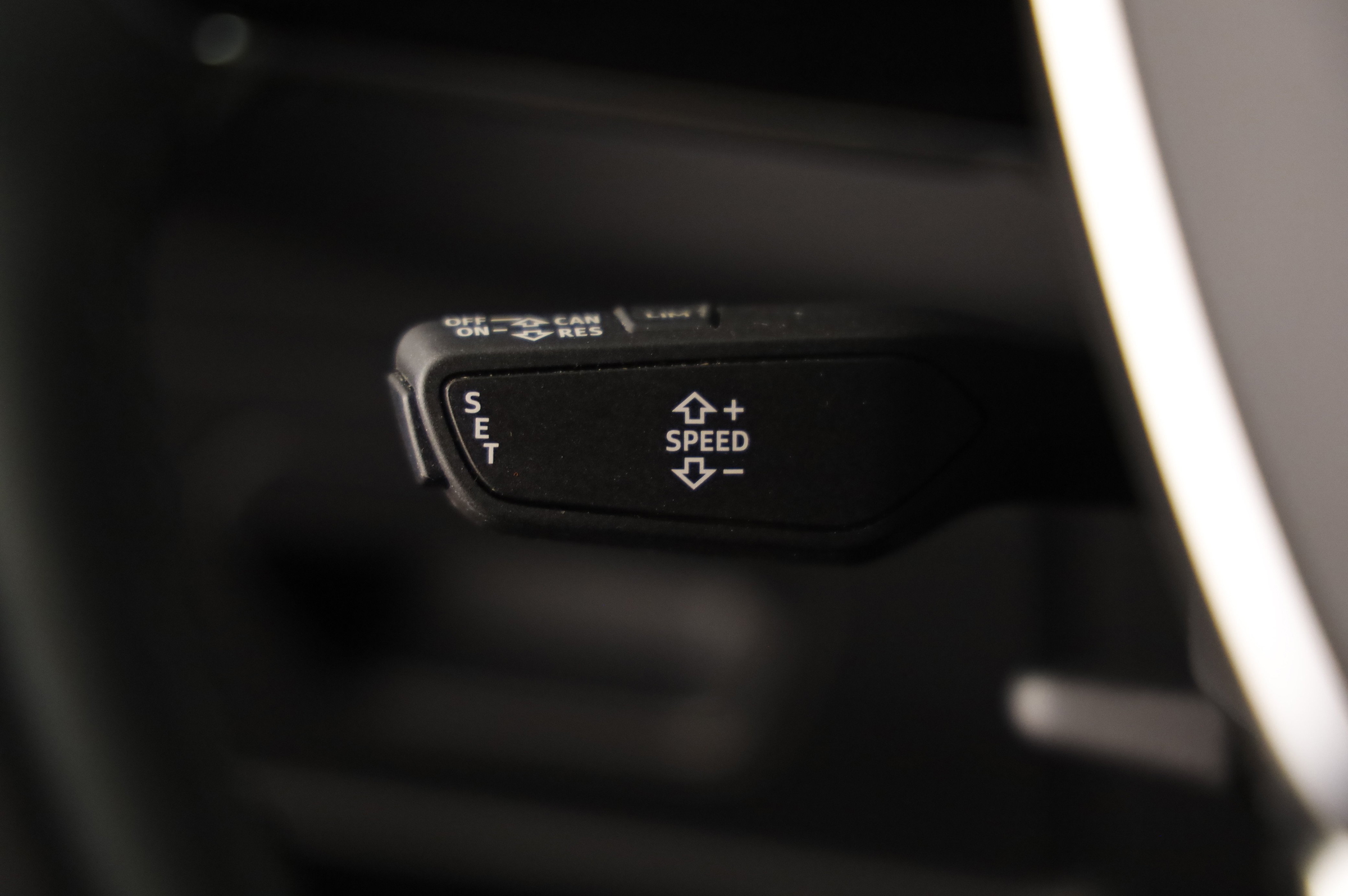 Audi A6 Avant 45 3.0 TDI quattro sport | Bild 13 von 31