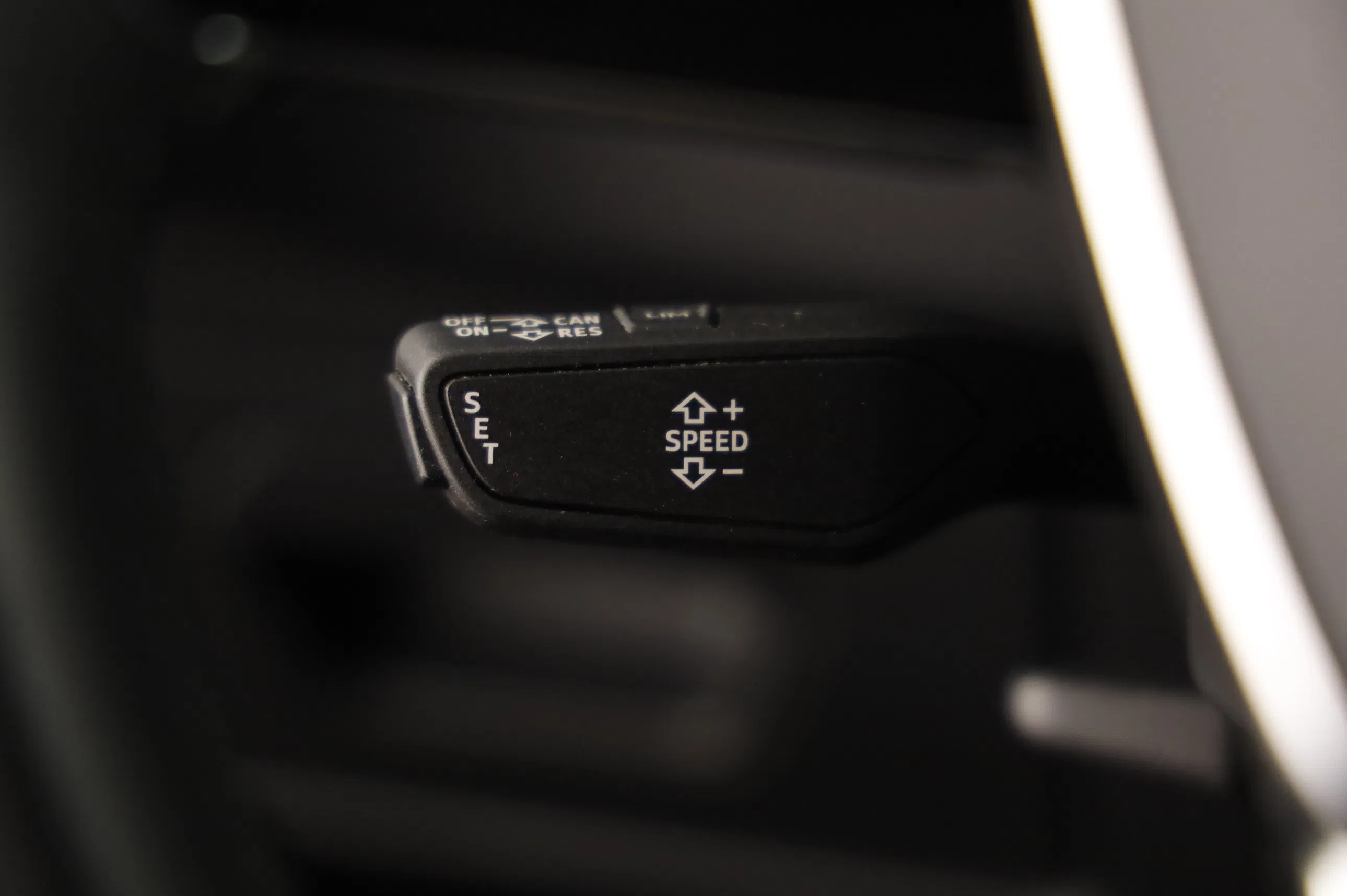 Audi A6 Avant 45 3.0 TDI quattro sport | Bild 13 von 31