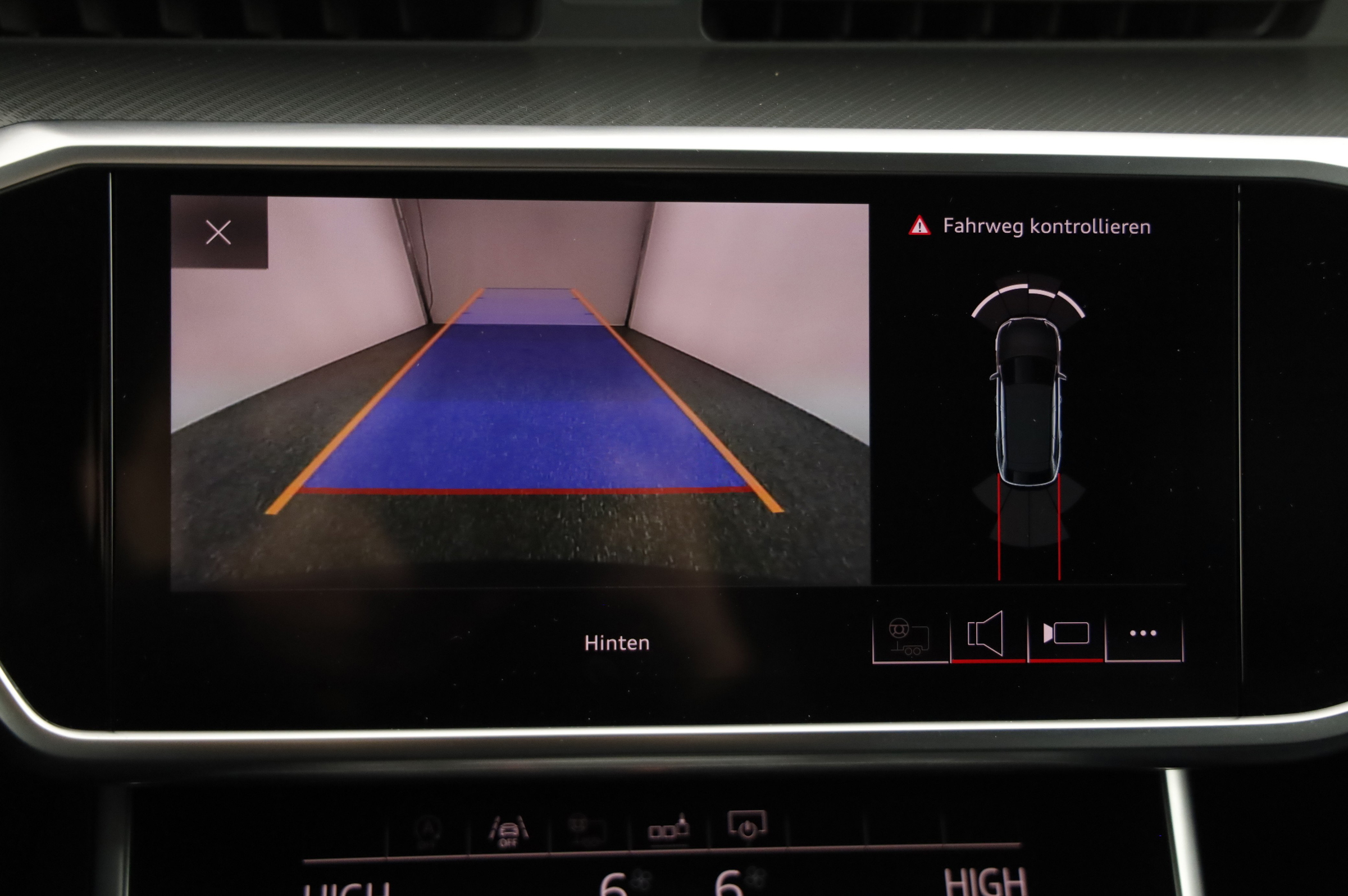 Audi A6 Avant 45 3.0 TDI quattro sport | Bild 17 von 31