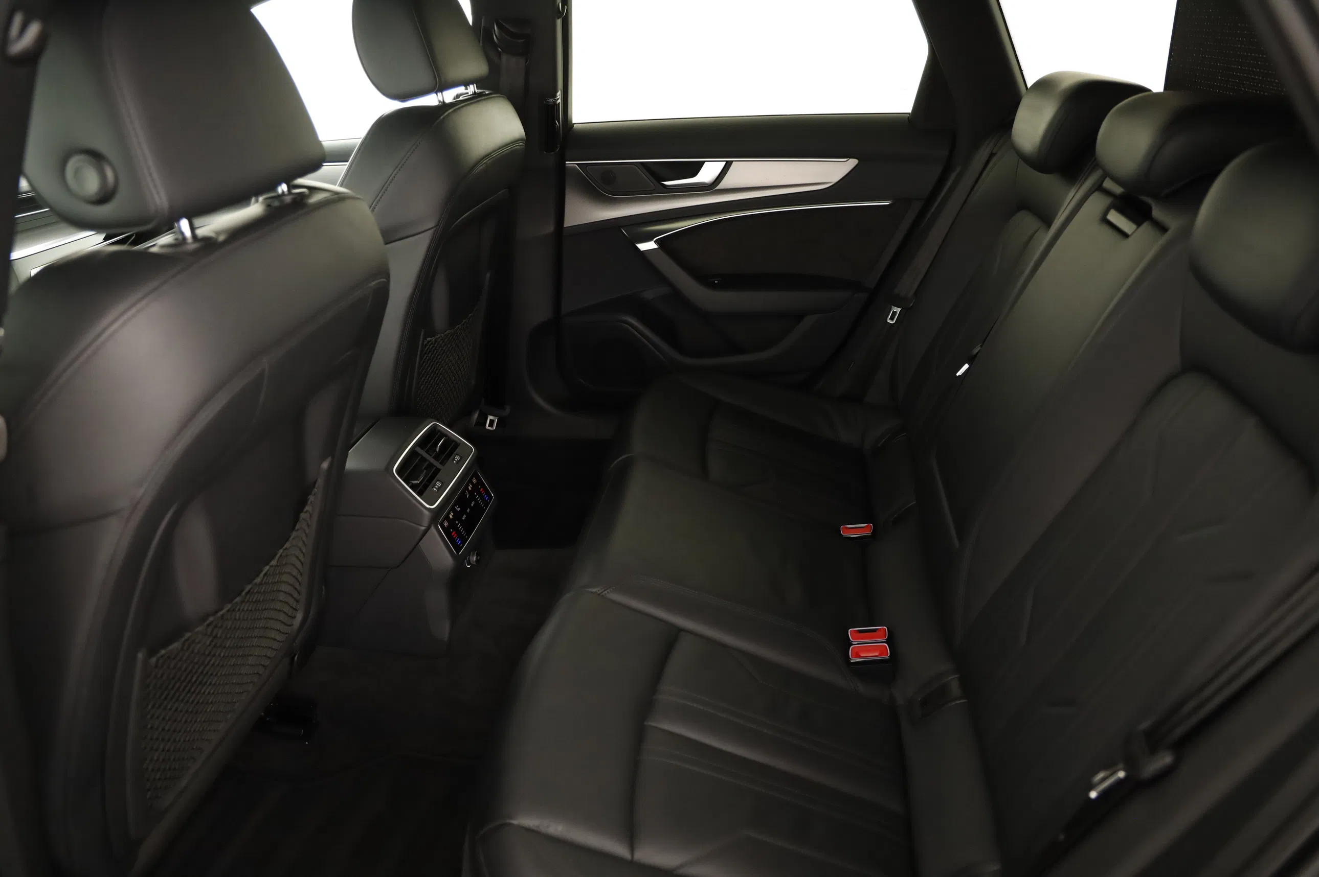 Audi A6 Avant 45 3.0 TDI quattro sport | Bild 20 von 31