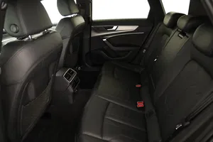 Audi A6 Avant 45 3.0 TDI quattro sport | Thumbnail 20 von 31