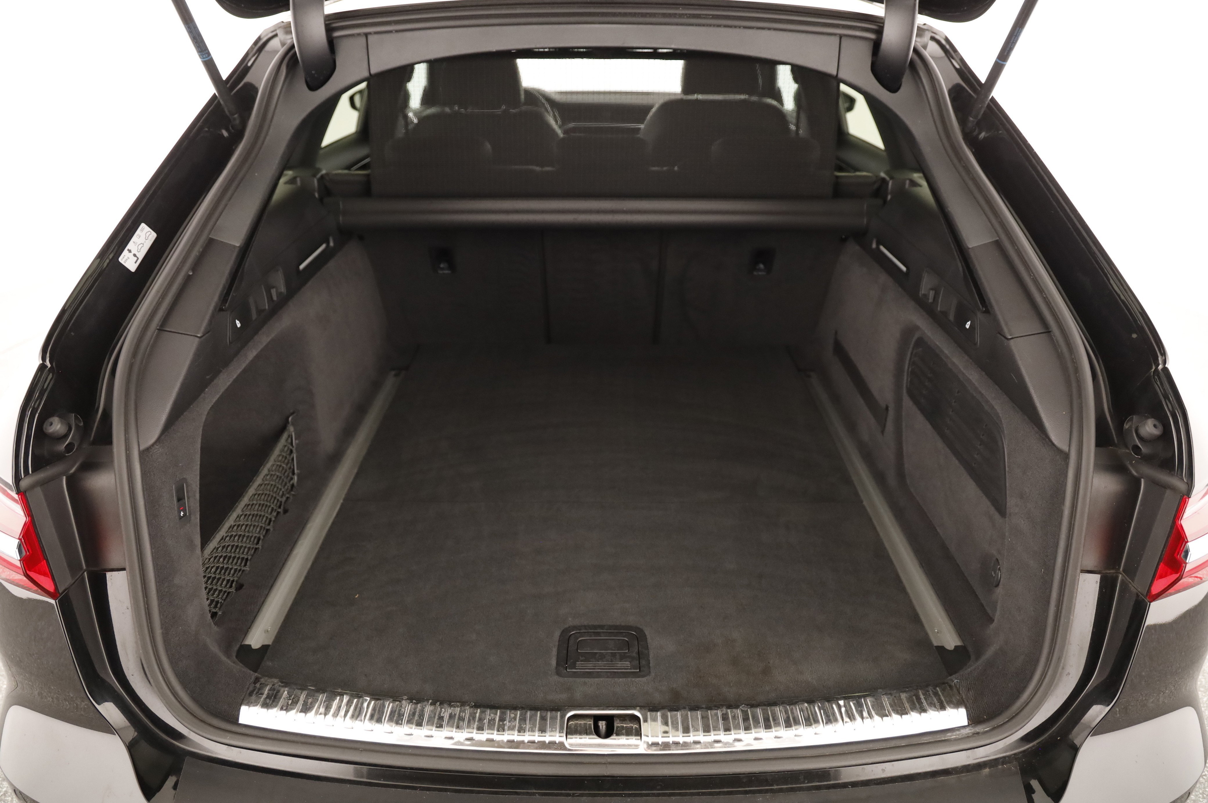 Audi A6 Avant 45 3.0 TDI quattro sport | Bild 21 von 31